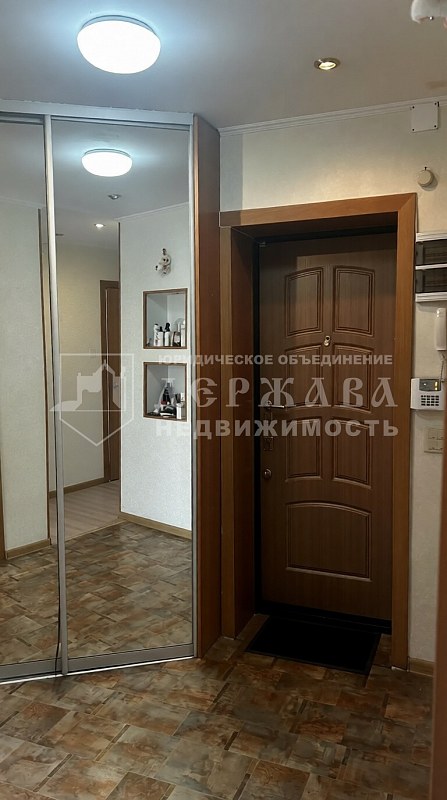 3-комнатная квартира, улица Гагарина 9