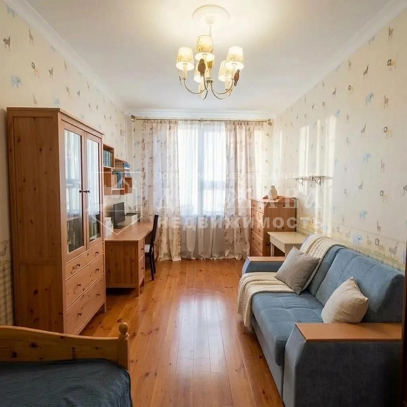 3-комнатная квартира, Московский проспект,12