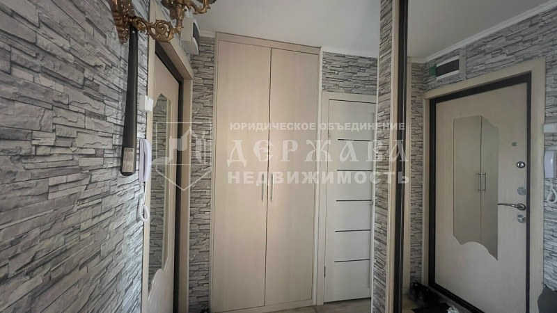 2-комнатная квартира, Коммунистический проспект,19
