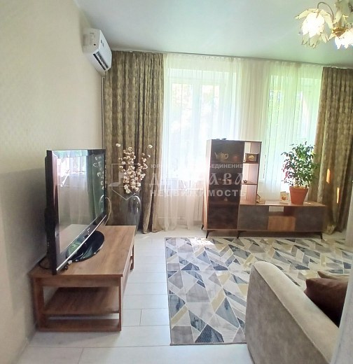 2-комнатная квартира, улица Дзержинского 3