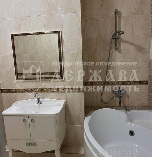 2-комнатная квартира, проспект Шахтёров 62Б