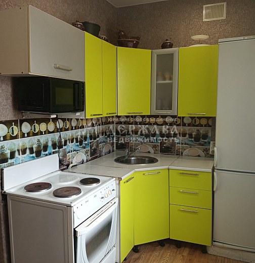 2-комнатная квартира, Севастопольская улица 50