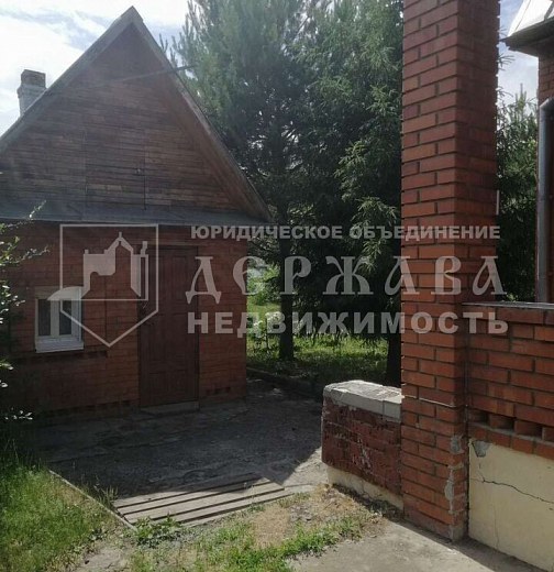Дом, Асфальтная улица,5