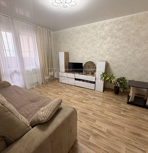 1-комнатная квартира, улица Юрия Смирнова 27