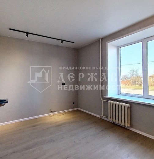 3-комнатная квартира, улица Халтурина 39
