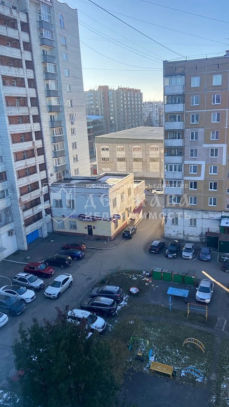 3-комнатная квартира, улица Свободы 6