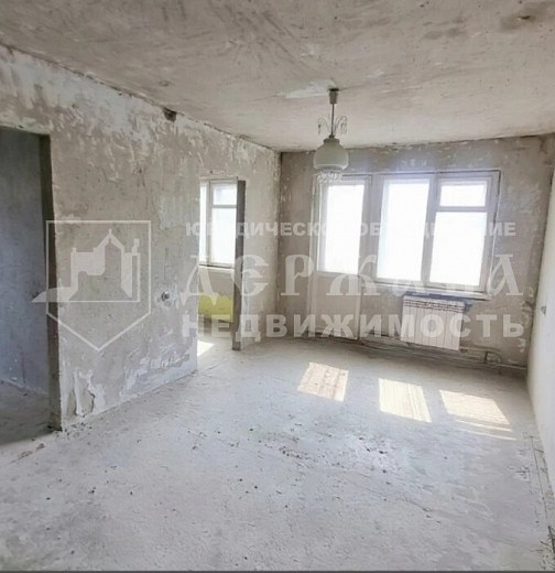 4-комнатная квартира, бульвар Строителей 25Б