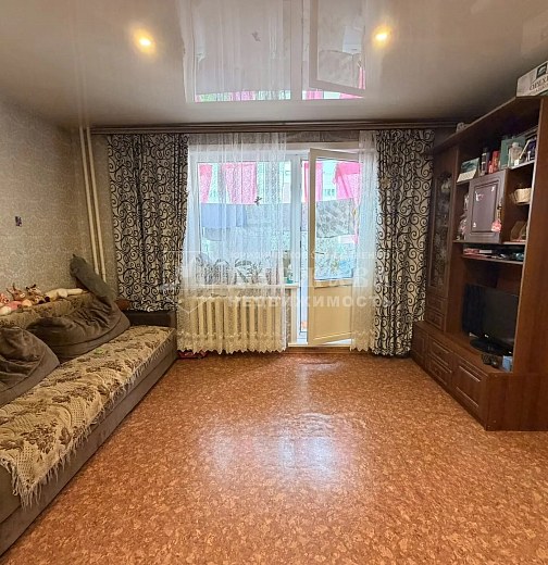 2-комнатная квартира, улица Авроры 10