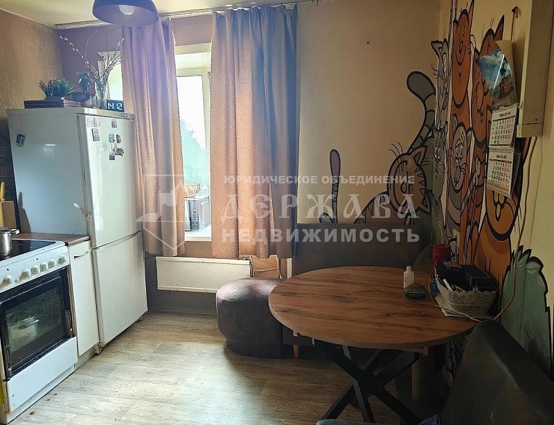2-комнатная квартира, улица Луначарского 28