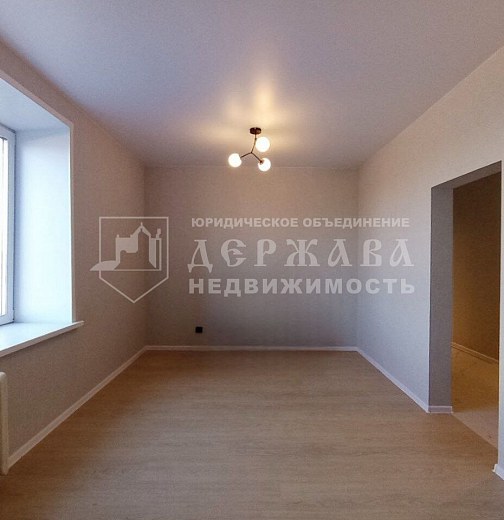 3-комнатная квартира, улица Халтурина 39