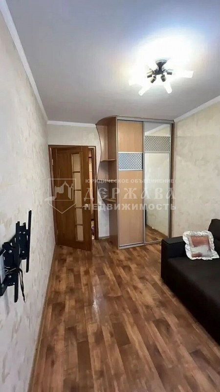 2-комнатная квартира, Октябрьский проспект 7