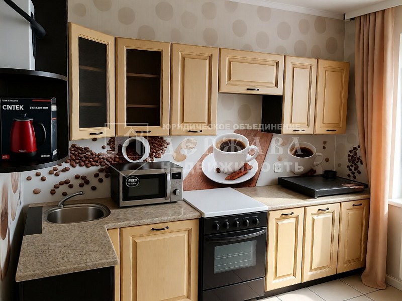 2-комнатная квартира, улица Лукиянова 21