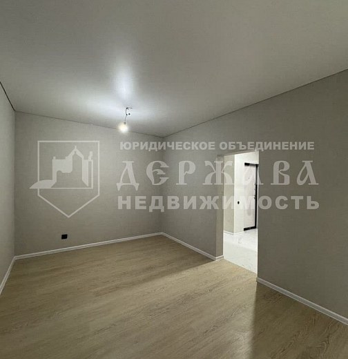 3-комнатная квартира, улица Халтурина 39
