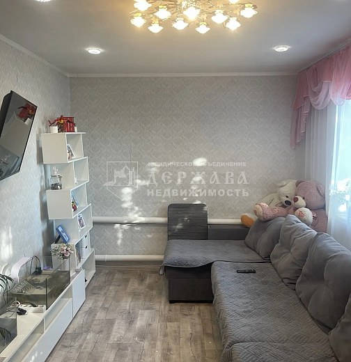 Часть дома, Октябрьская улица