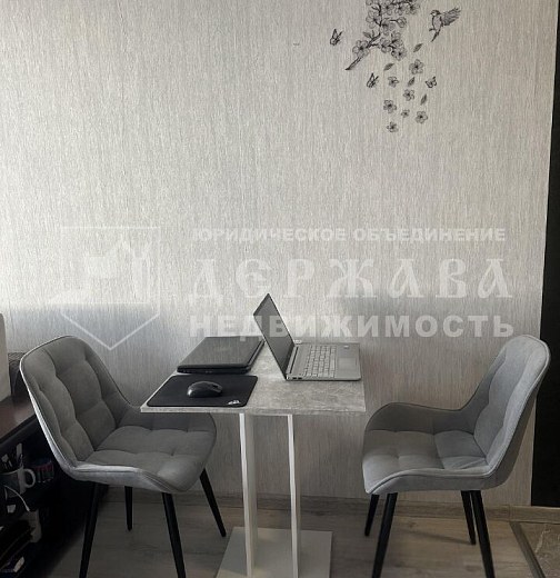 2-комнатная квартира, Осенний бульвар 18