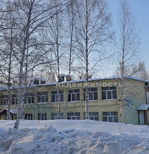 4-комнатная квартира, улица Строителей 7