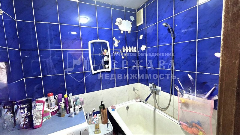 3-комнатная квартира, улица Попова 1А
